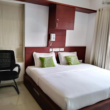 Hotel Omnest Kochi Exterior foto