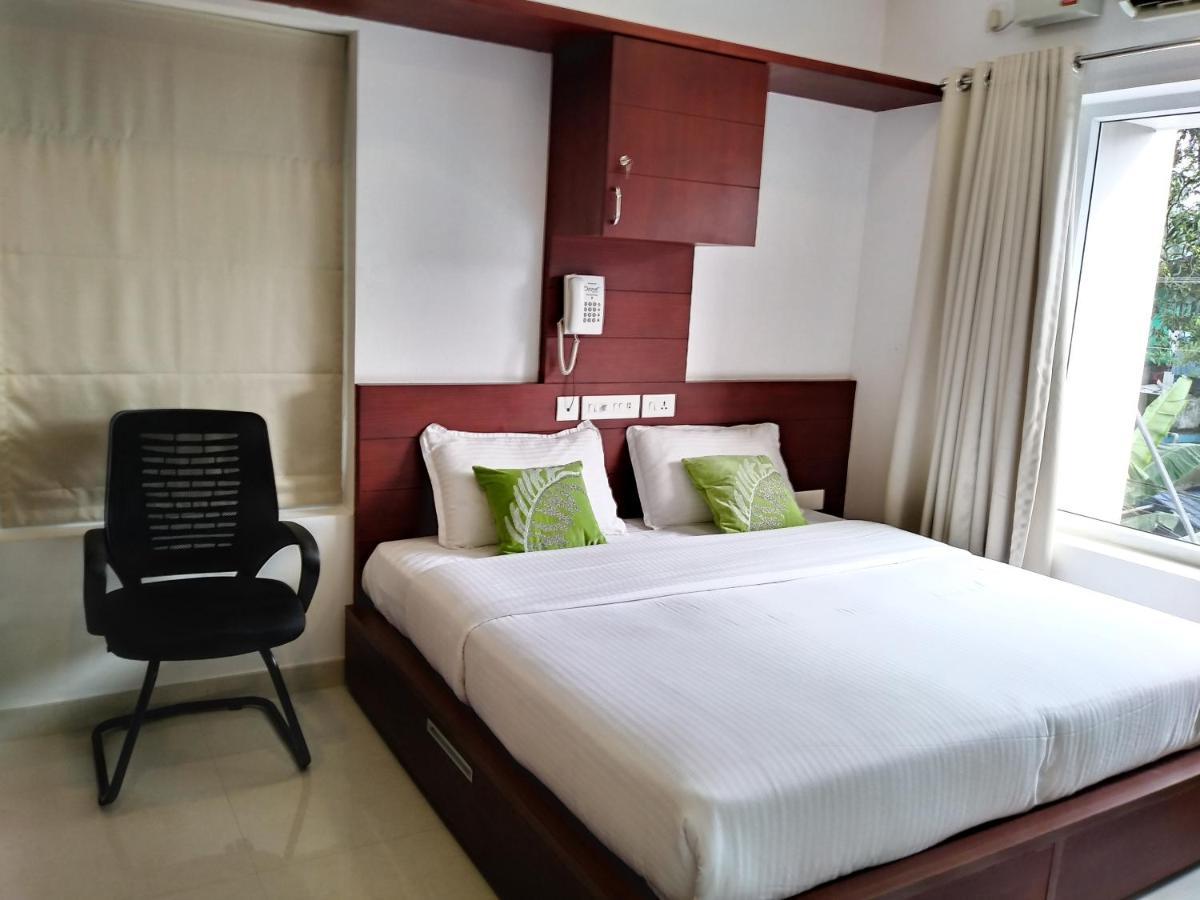 Hotel Omnest Kochi Exterior foto
