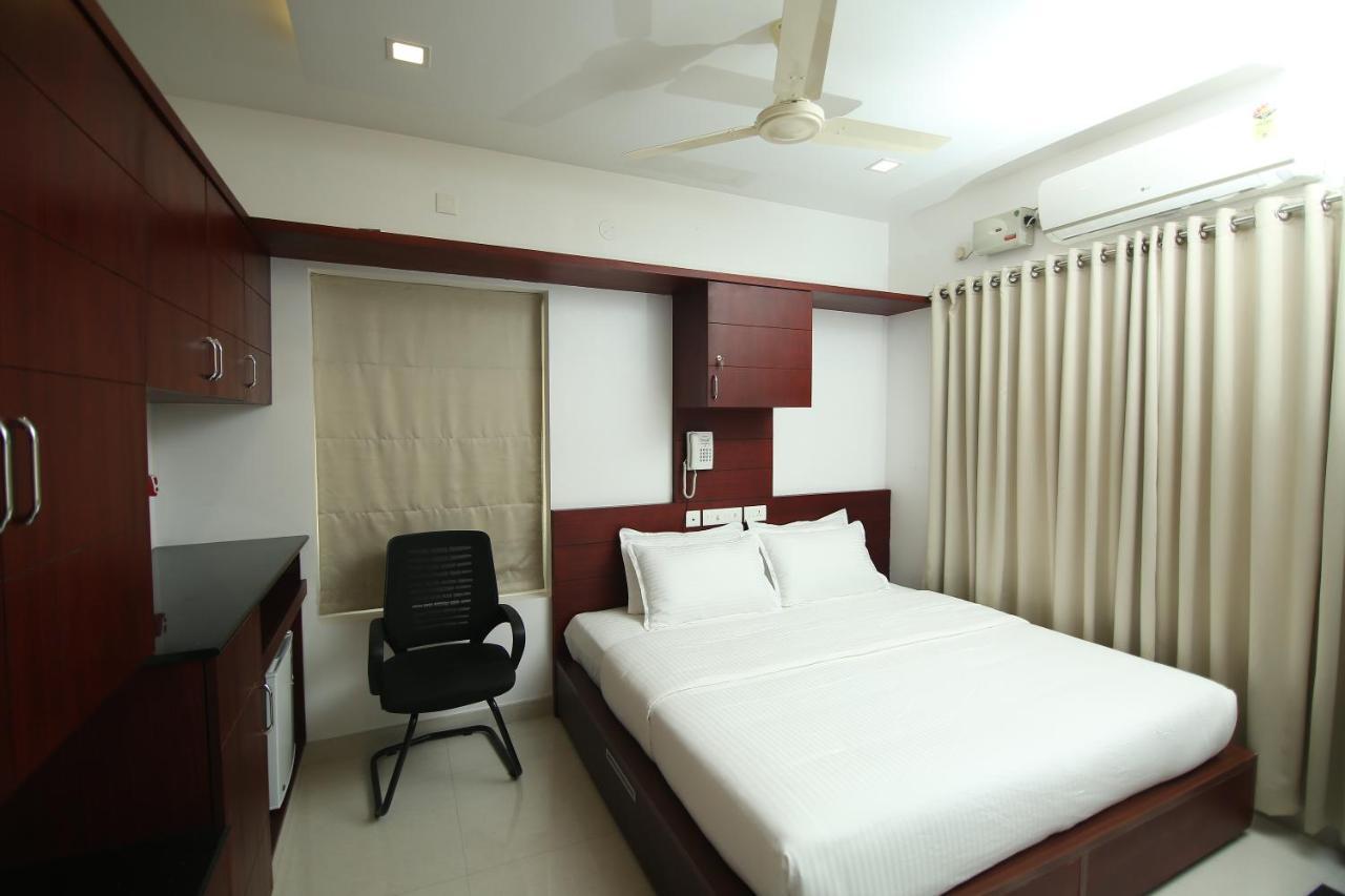 Hotel Omnest Kochi Exterior foto